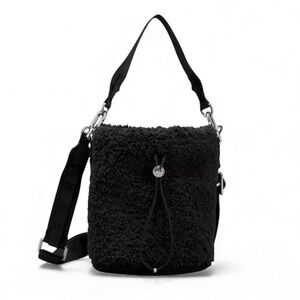 Lululemon Crossbody Fleece Bucket Bag 2.5L